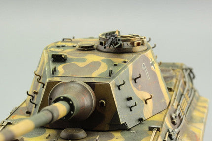Detailed images of the Eduard German PZ. KPFW. VI AUSF. B TIGER II Weekend Edition