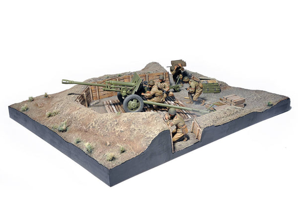 1/35 scale model Miniart ZIS-3 Gun Emplacement kit 36058