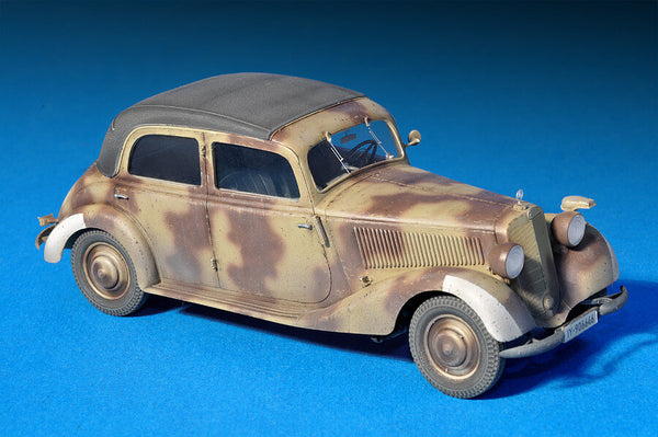 1/35 scale model Miniart German Staff Car Mercedes Benz 170V 35103