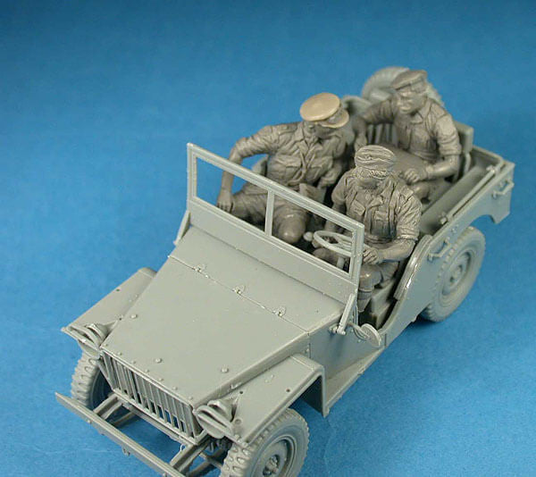 1/35 scale model Miniart British Truck Bantam 40 BRC w/Crew kit 35050 