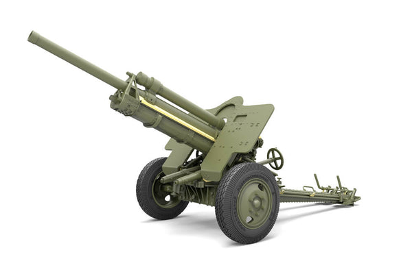 1/35 scale model Miniart USV-BR 76mm Gun Mod.1941 with Limber and Crew