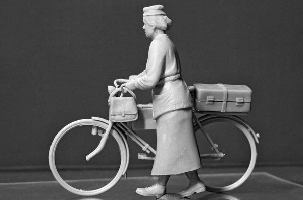 1/35 scale model MasterBox Frau Müller, Woman & Women's Bicycle, Europe WWII Era