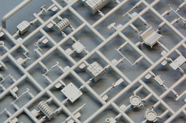 1/35 scale model Miniart T-60 Early Series with Interior