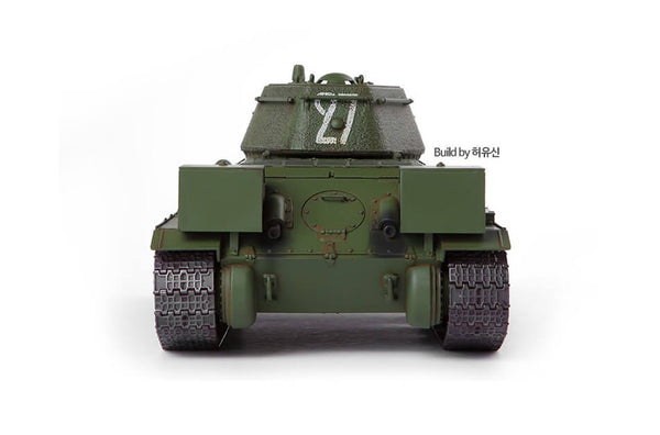 1/35 scale model Academy T-34/76 No. 183 Factory Production