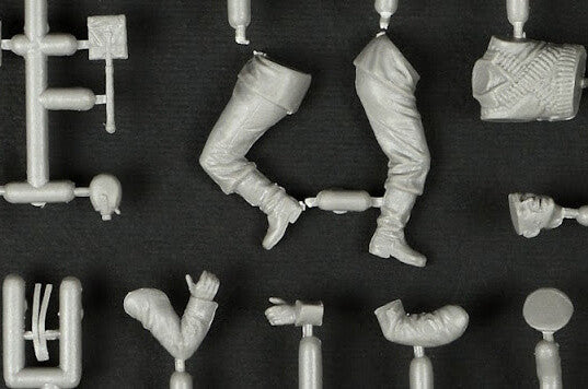 1/35 scale model MasterBox Soviet Marines, Attack, 1941-1942 (Eastern Front Battle Series)