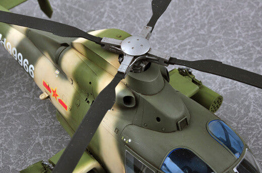 1/35 scale model Trumpeter Chinese Z-9WA Helicopter