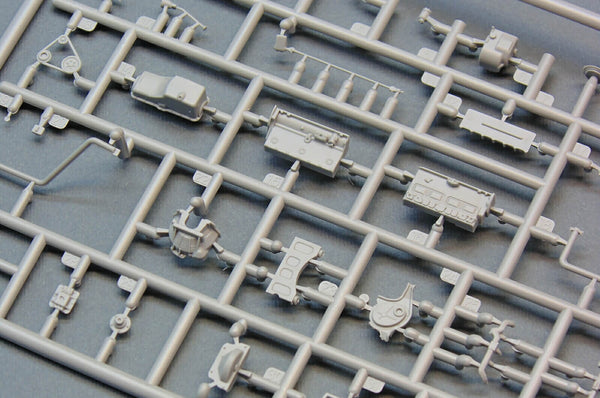 1/35 scale model Miniart T-60 Early Series with Interior