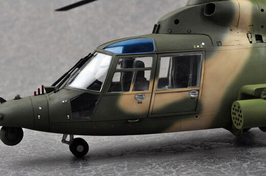 1/35 scale model Trumpeter Chinese Z-9WA Helicopter