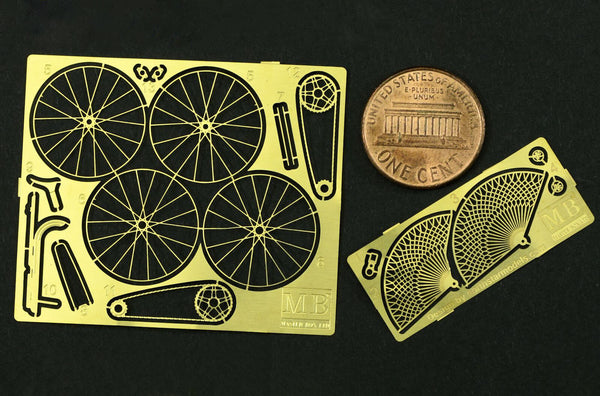 1/35 scale model MasterBox Frau Müller, Woman & Women's Bicycle, Europe WWII Era