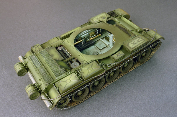 1/35 scale model Miniart T-54-3 Mod. 1951 with Interior