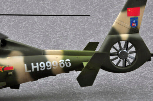 1/35 scale model Trumpeter Chinese Z-9WA Helicopter