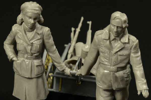 1/35 scale model MasterBox Volkssturm, Ammunition to the Frontline