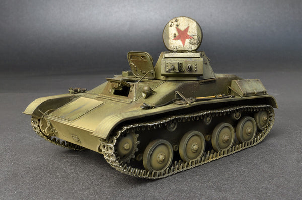 1/35 scale model Miniart T-60 Early Series with Interior