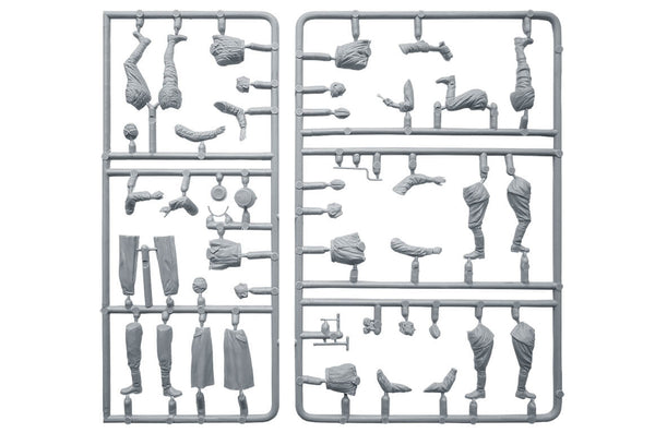 1/35 scale model Miniart Red Army Drivers