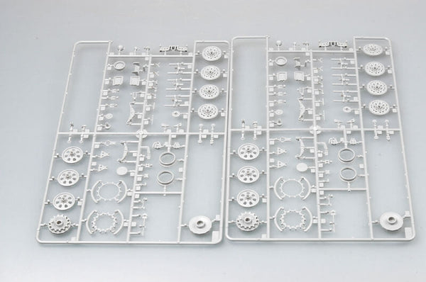 1/35 scale model Trumpeter German 2cm Flakvierling 38 auf Selbstfahrlafette