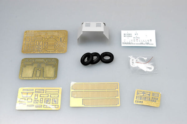 1/35 scale model Trumpeter German 2cm Flakvierling 38 auf Selbstfahrlafette