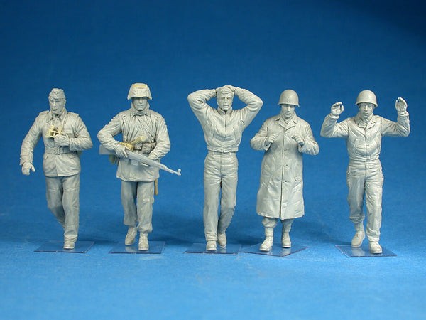 1/35 scale model Miniart Battle of the Bulge Ardennes 1944 Plastic Figure 35084