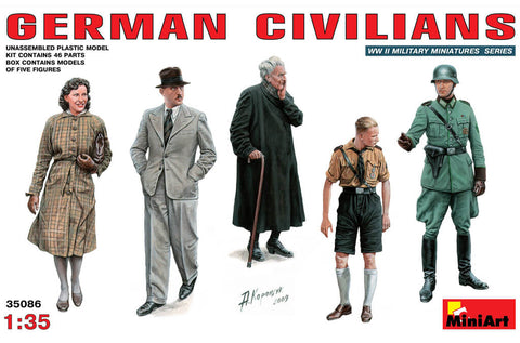 1/35 scale model Miniart German Civilians