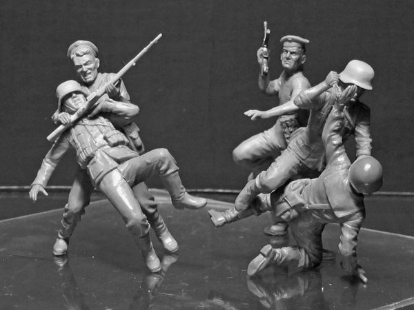 1/35 scale figures MasterBox Soviet Marines and German Infantry, Hand to hand combat 1941