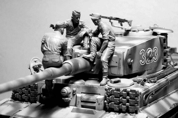 1/35 scale Master Box German Tankmen WWII era