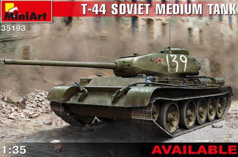 1/35 scale model Miniart T-44 Soviet Medium Tank Plastic kit 35193