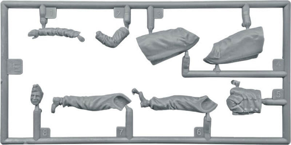 1/35 scale model Miniart German Tank Crew At Rest Plastic Figure Kit 35198