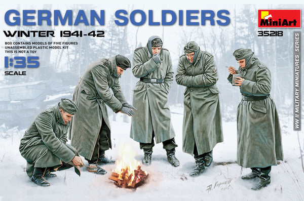 1/35 scale model Miniart German Soldiers Winter 1941-42