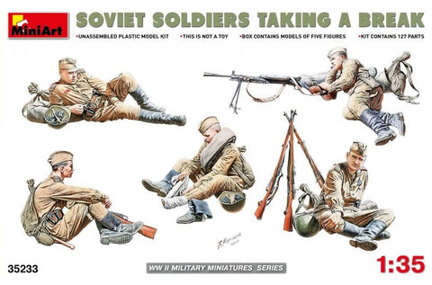 1/35 scale Miniart Soviet Soldiers Taking a Break