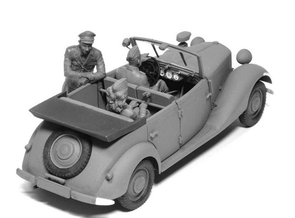 1/35 scale figures MasterBox What Are You Doing Today? 3570