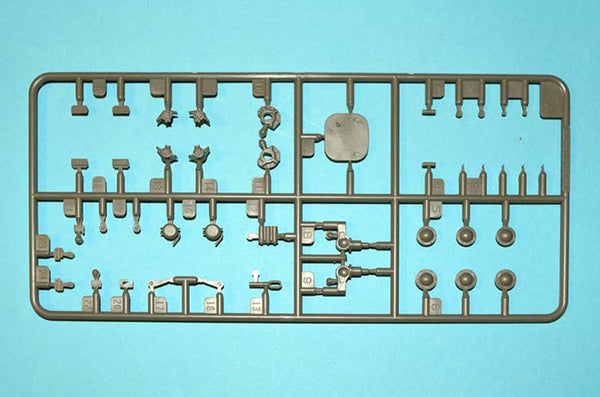 1/35 scale model HobbyBoss IDF Achzarit APC Early