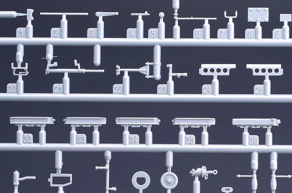 1/35 scale model Meng Sd.Kfz.182 King Tiger Interior (Henschel)