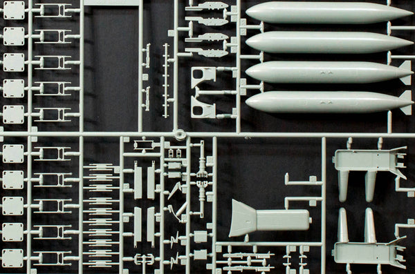 1/35 scale model Academy Sikorsky AH-60L DAP Black Hawk (Replaces ACA02217)