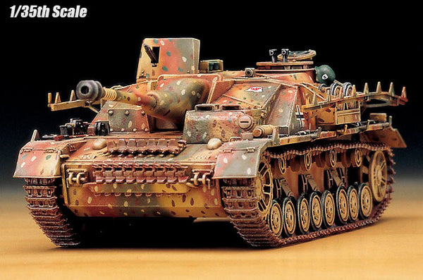 1/35 scale model Academy Sturmgeschütz IV assault tank (Replaces ACA13235)