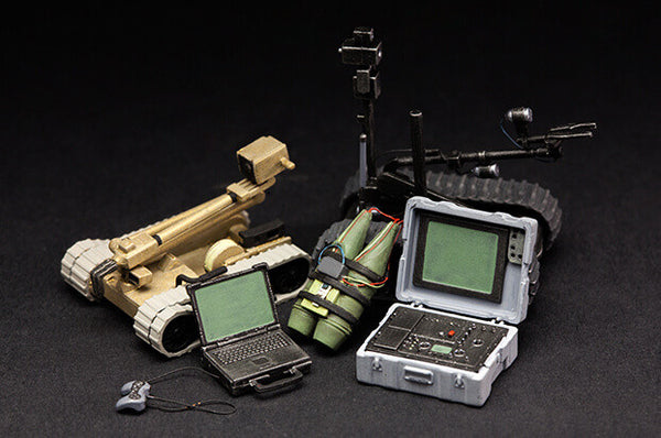  1/35 scale model Meng US Explosive Ordnance Disposal Specialists & Robots