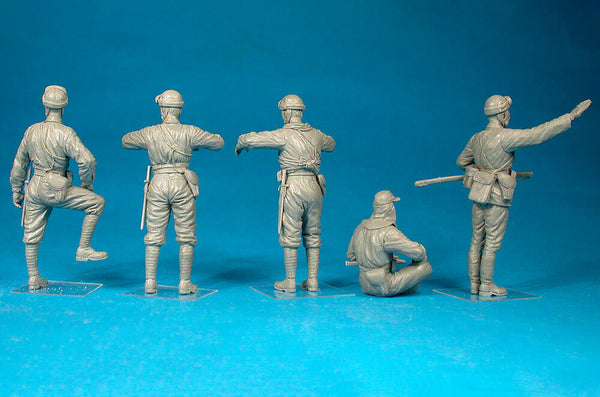 1/35 scale model Miniart Japanese Tank Crew