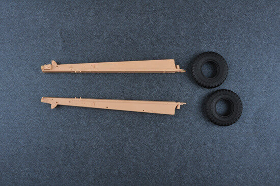 1/35 scale model Trumpeter Soviet D-74 122mm Field Gun Plastic kit 02334