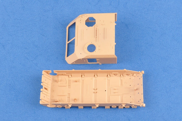 1/35 scale model HobbyBoss French GCT 155mm AU-F1 SPH