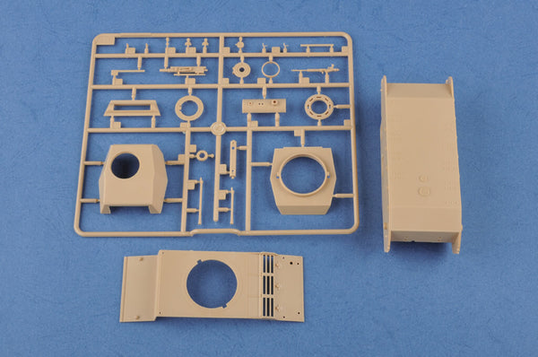 HobbyBoss 1/35 German Pz. Kpfw. II Ausf. J VK16.01 Early