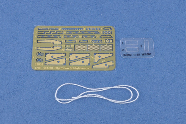 HobbyBoss 1/35 German Pz. Kpfw. II Ausf. J VK16.01 Early