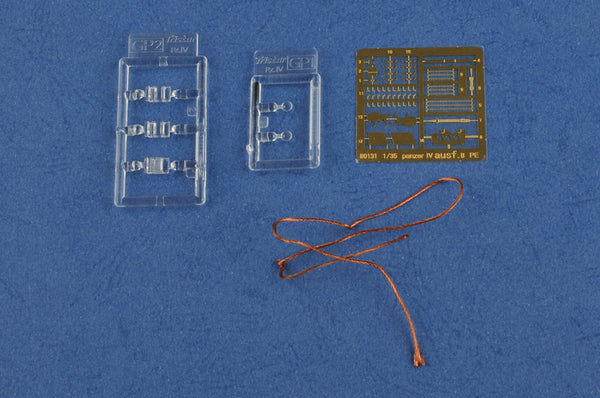 1/35 scale model Hobby Boss German Pz. Kpfw. IV Ausf. B tank Panzer