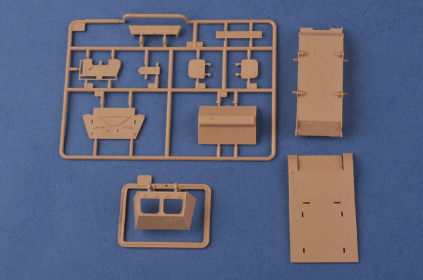 1/35 scale HobbyBoss Soviet T-20 Armoured Tractor Komsomolets 1940