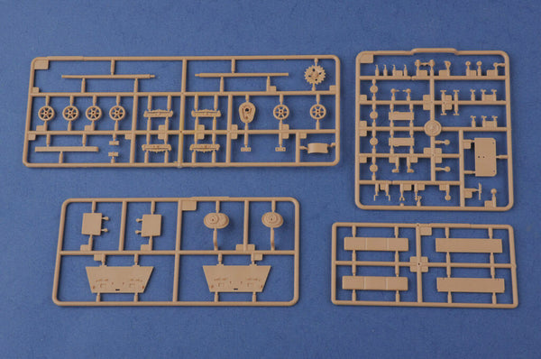 1/35 scale HobbyBoss Soviet T-20 Armoured Tractor Komsomolets 1940