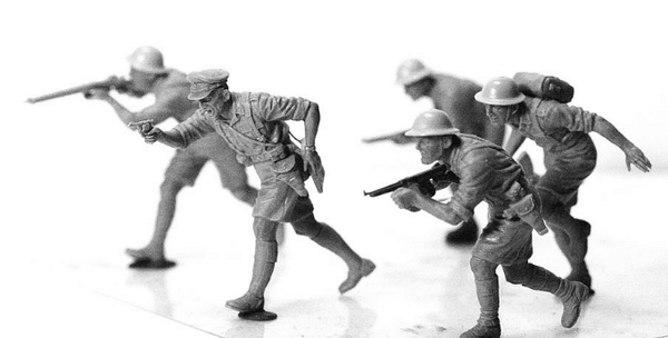 1/35 scale model MasterBox British Infantry in action North Africa WWII