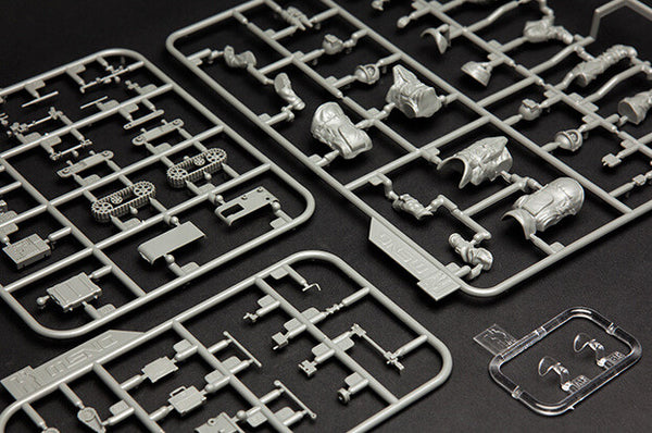  1/35 scale model Meng US Explosive Ordnance Disposal Specialists & Robots