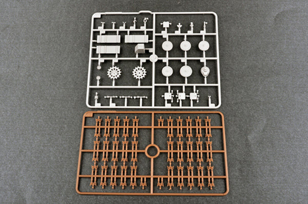 1/35 scale Trumpeter Soviet AT-P Artillery Tractor