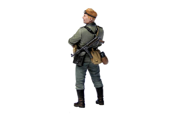 1/35 scale model MasterBox German Motorcyclists 1940-1943 "Letting off steam..."