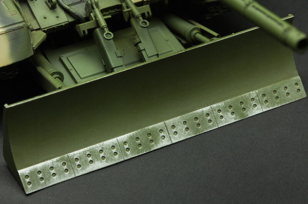 1/35 scale model Meng Russian Main Battle Tank T-90 with TBS-86 Tank Dozer