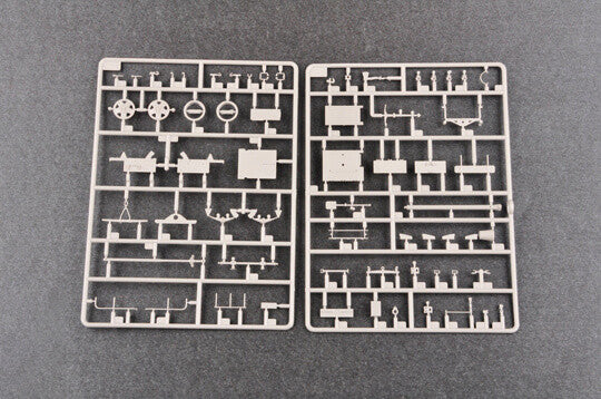 1/35 scale model Trumpeter Soviet Limber 52-R-353M Mod 1942