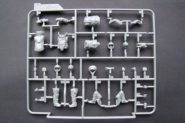  1/35 scale model Meng US Explosive Ordnance Disposal Specialists & Robots