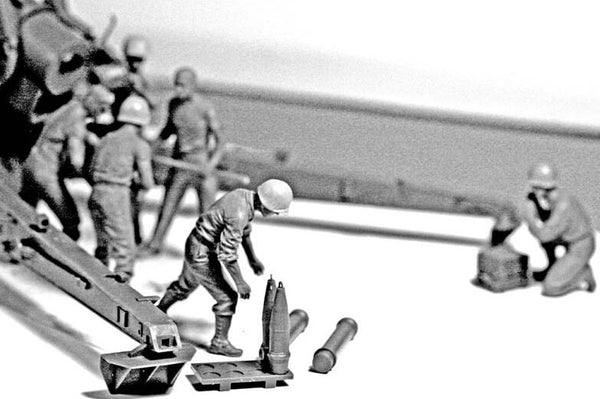 1/35 scale model MasterBox US Artillery Crew